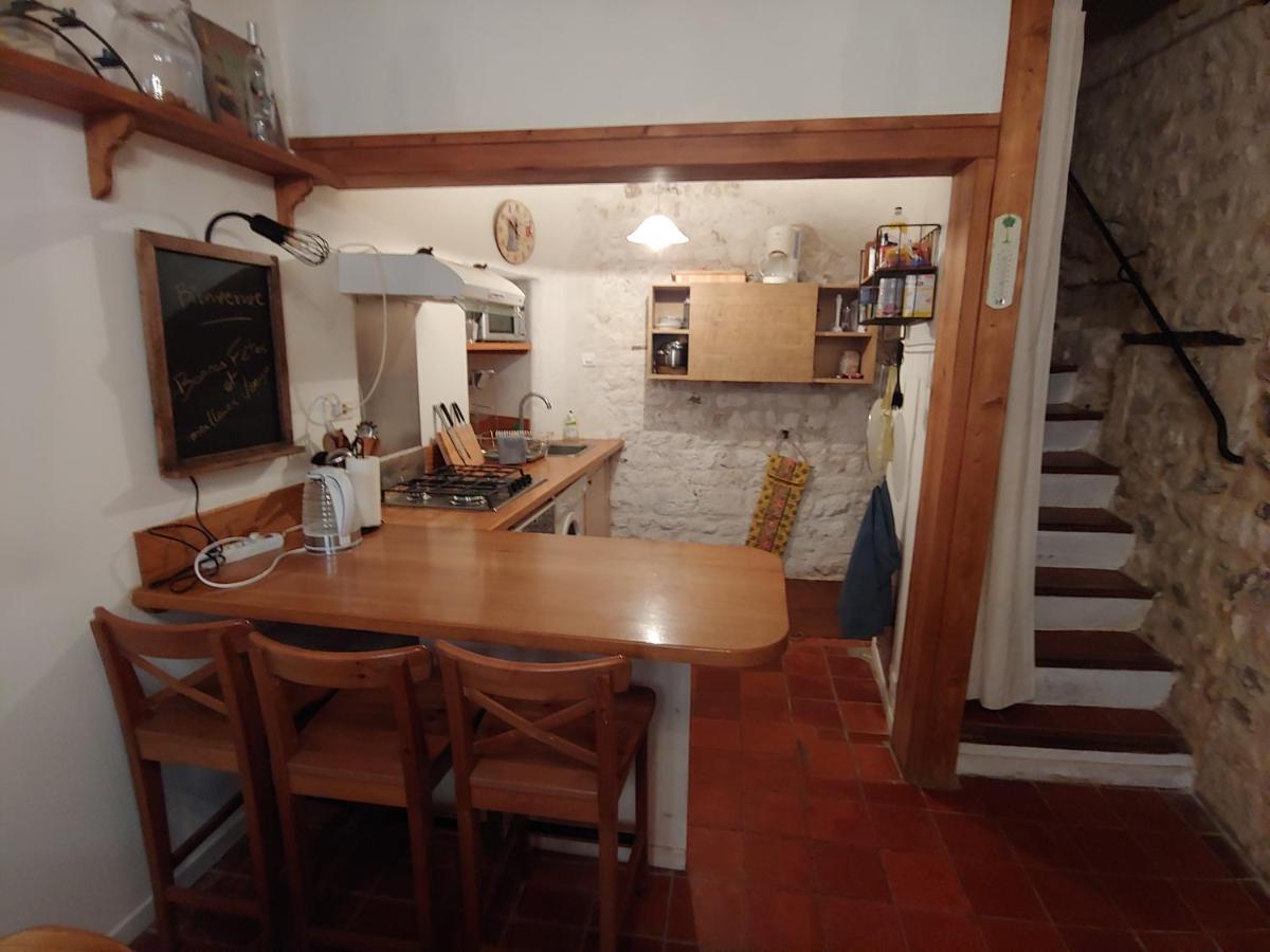 Charmante Maison Arlesienne A L'Ombre Des Arenes, De 2 A 5P Экстерьер фото